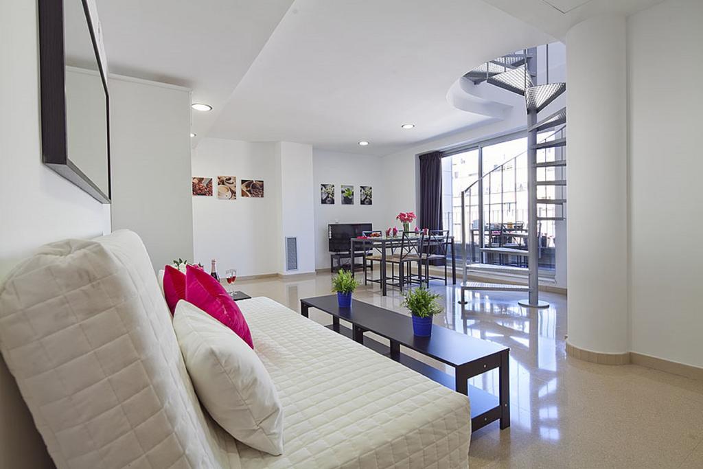 Charmsuites Paralel Barcelone Chambre photo